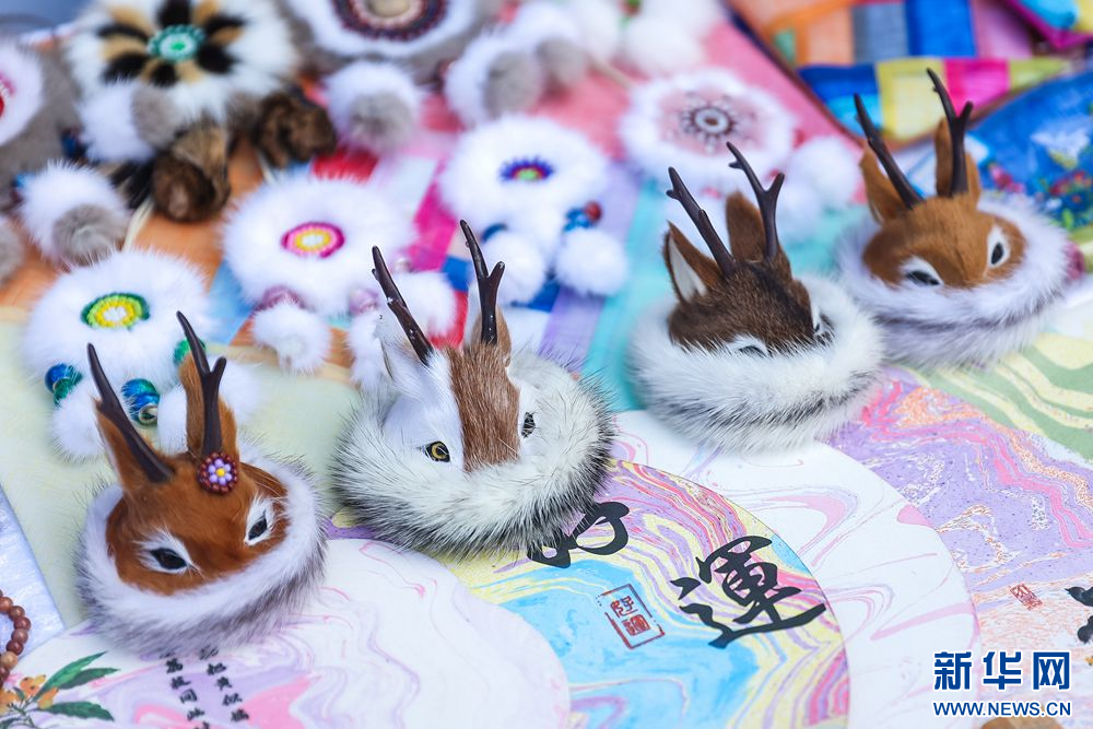 内蒙古呼伦贝尔携“冰雪盛宴”燃动粤渝川