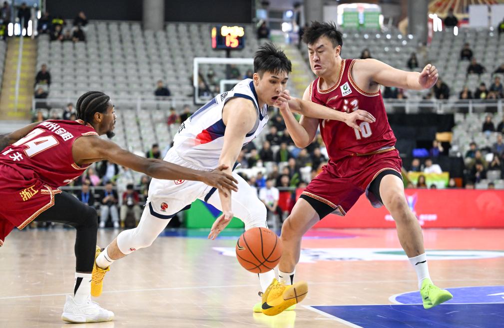 CBA俱乐部杯赛：浙江稠州金租不敌山东高速