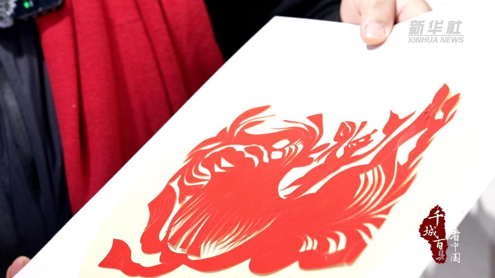 内蒙古：剪纸送福喜迎马年