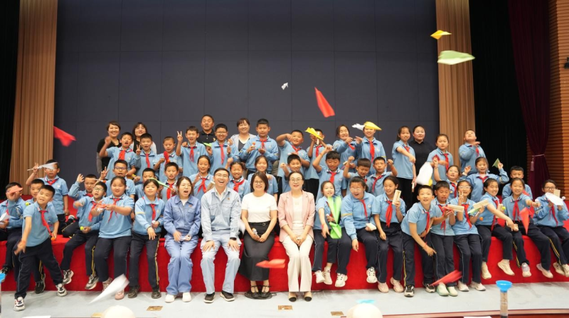 乌审旗以家校社协同夯实西部教育强旗根基