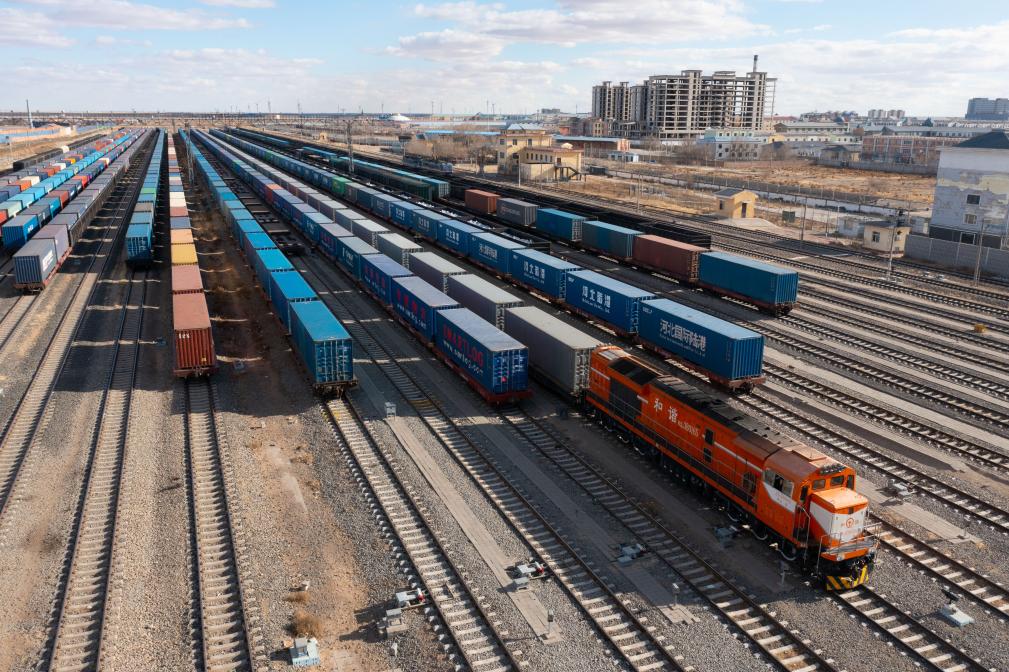 中欧班列中通道一季度通行中欧班列超1100列