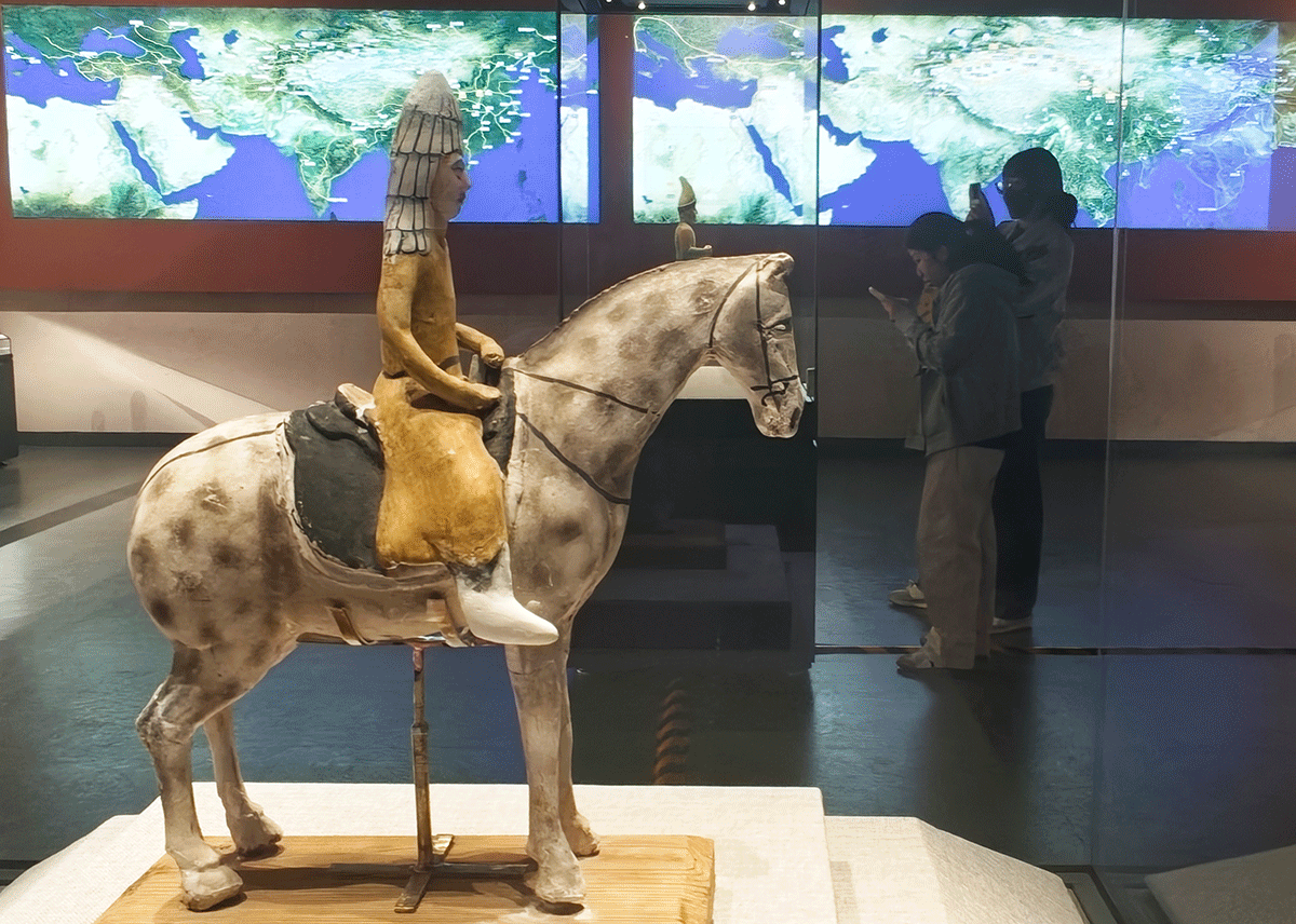 西域华彩新疆历史文化展在内蒙古开展