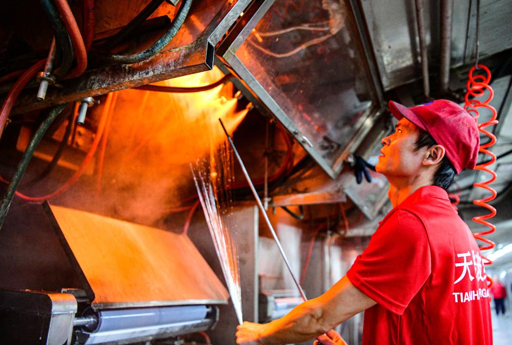 内蒙古和林格尔县：高性能玻璃纤维项目产能再增