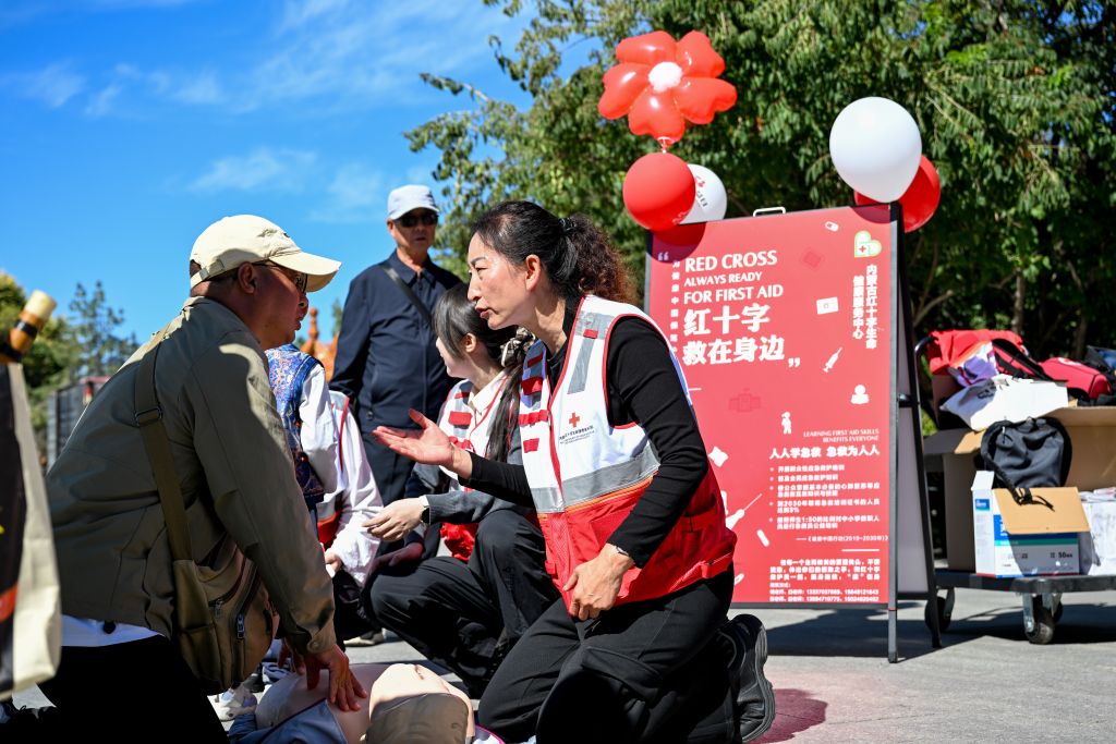 呼和浩特：普及救护知识 提高应急能力